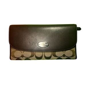 COACH Signature Canvas / Leather Khaki /Brown Trifold Wallet Checkbook F53615